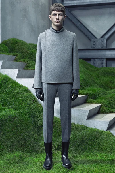 Look 19